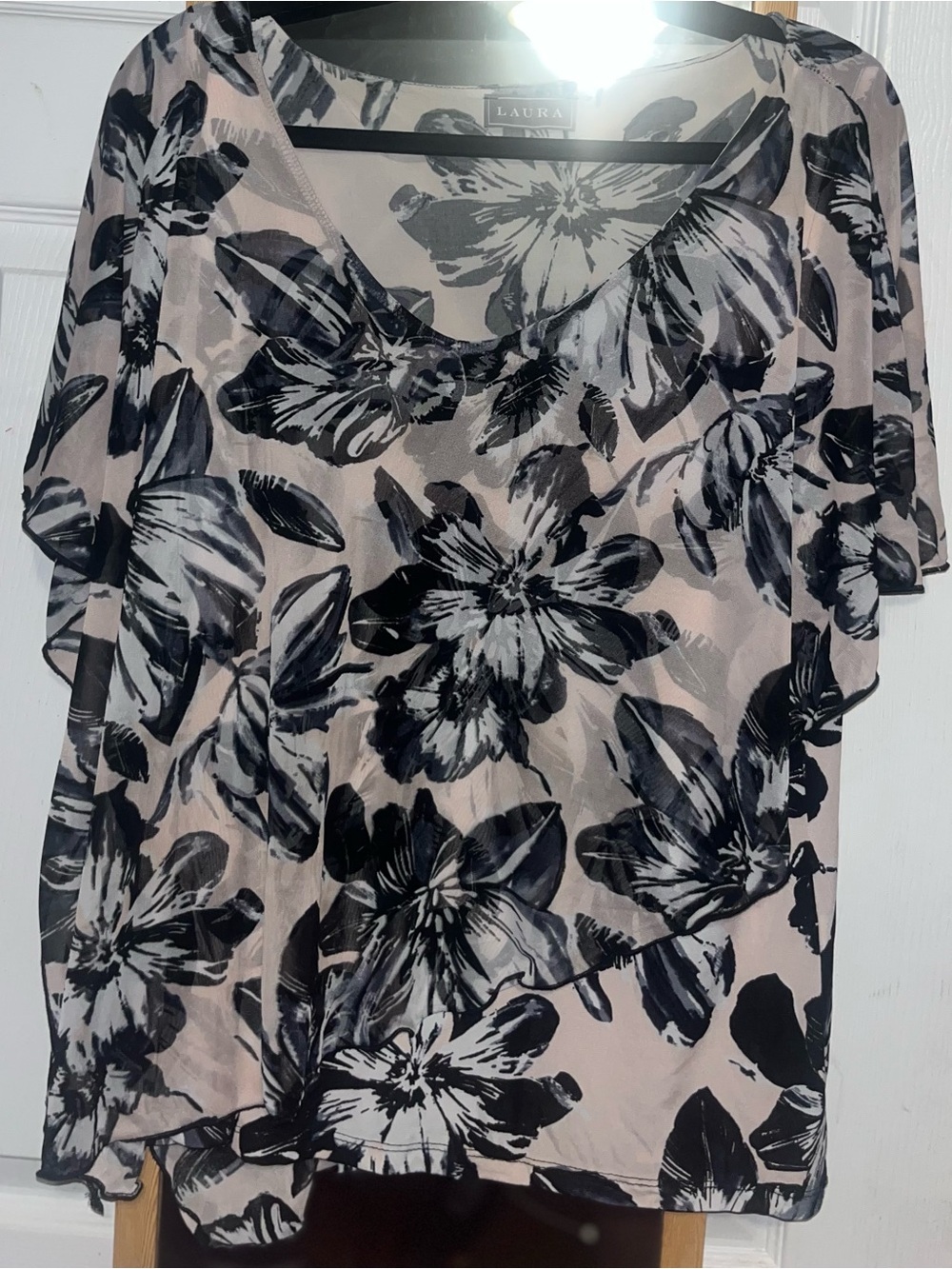 Size XL Laura Blouse, Floral Laura Top, Summer Top, Vacation Shirt